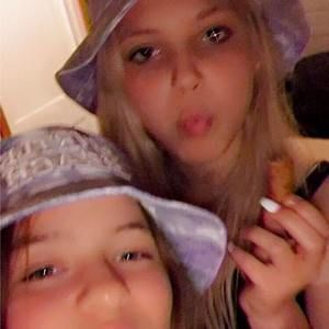 Meet your Posher, Rachell